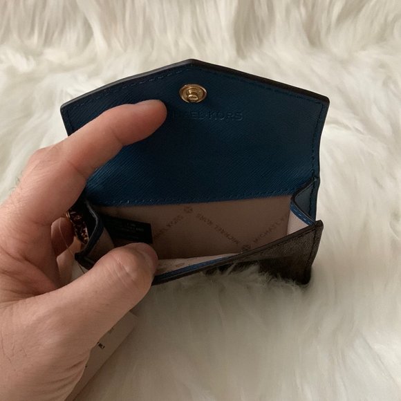 MICHAEL KORS Kala Small Flap Key Ring Card Case Blue - Picture 2 of 3